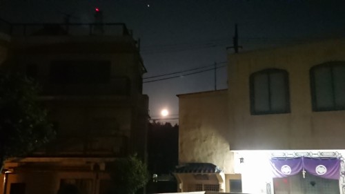 慈恵院から見る満月