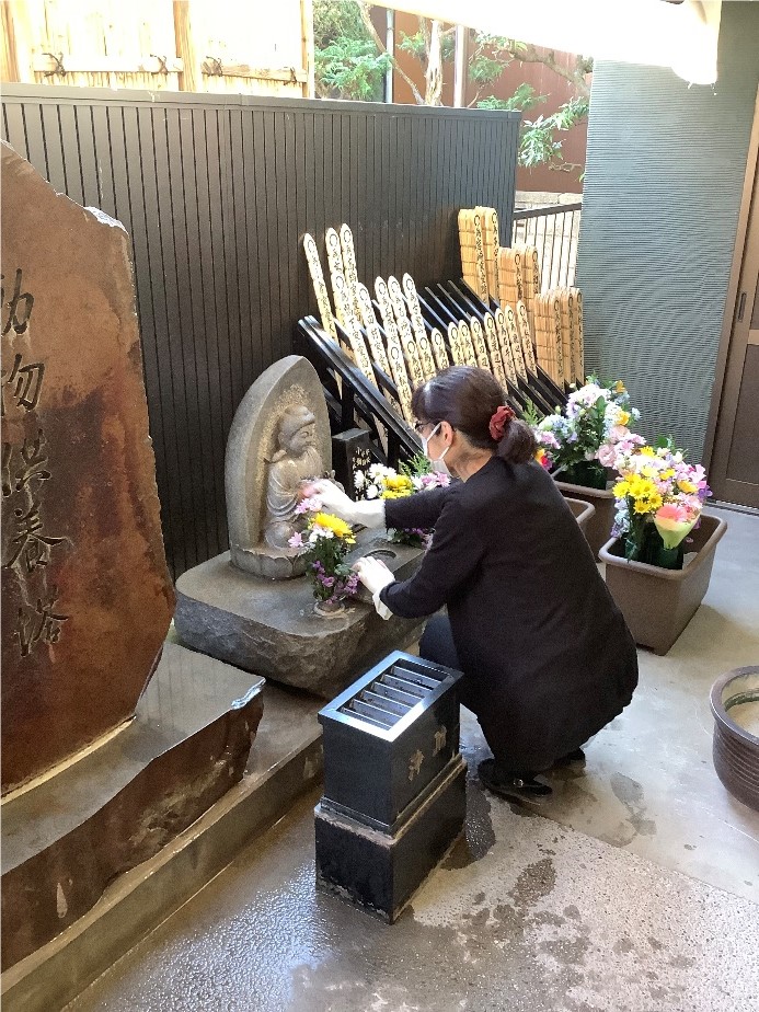 令和3年 足立別院 煤払い-1